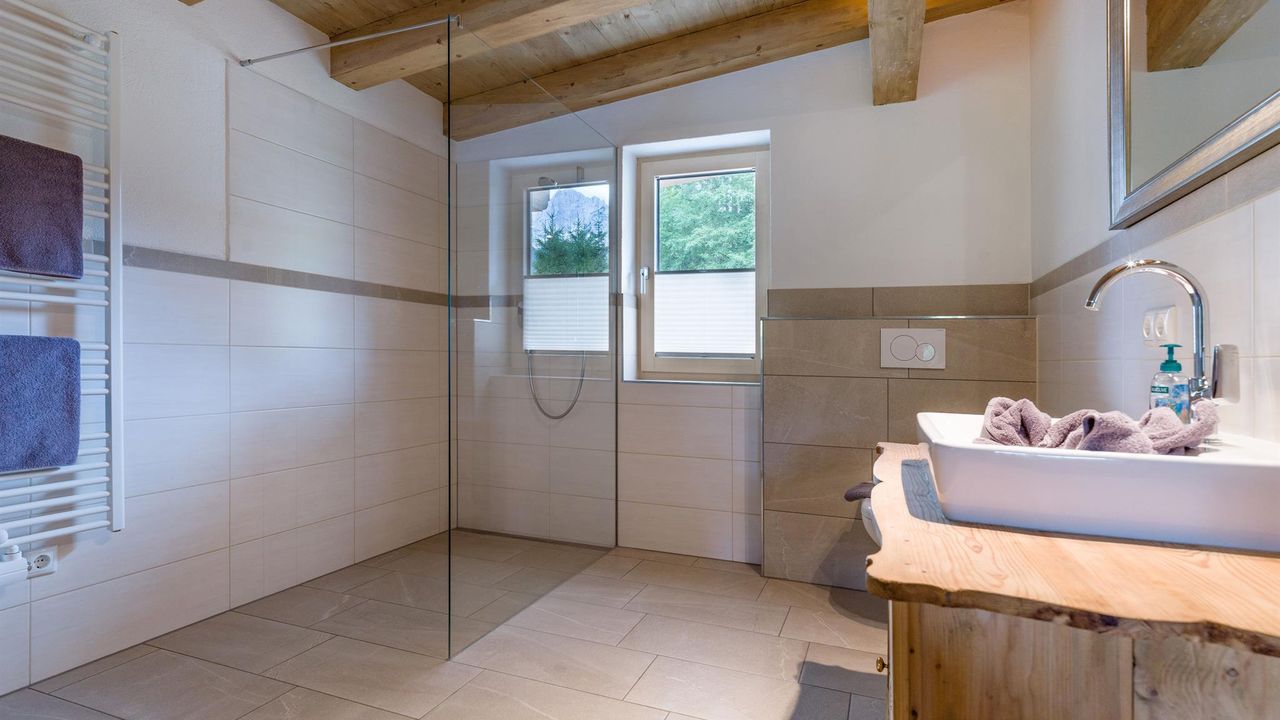 Ferienhaus_Paula_Innsbruckerstrasse_51_Going_Badez Ferienhaus_Paula_Innsbruckerstrasse_51_Going_Badez